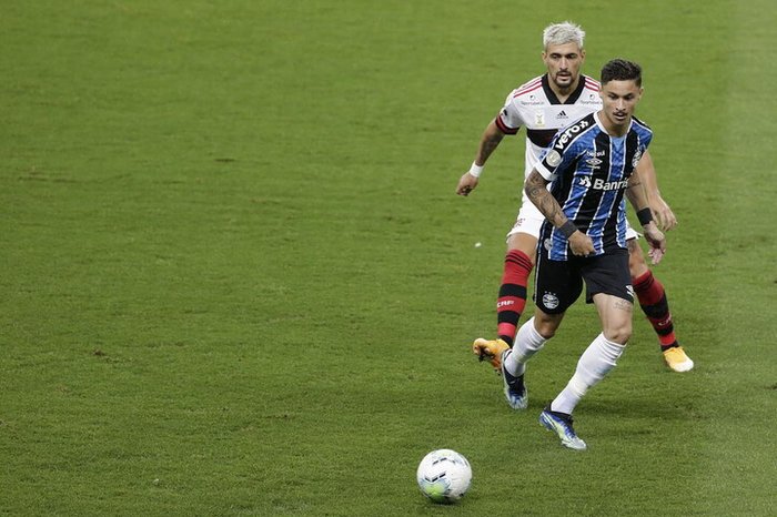 [COMENTE] Como você avalia o desempenho do Grêmio na derrota diante do Flamengo?