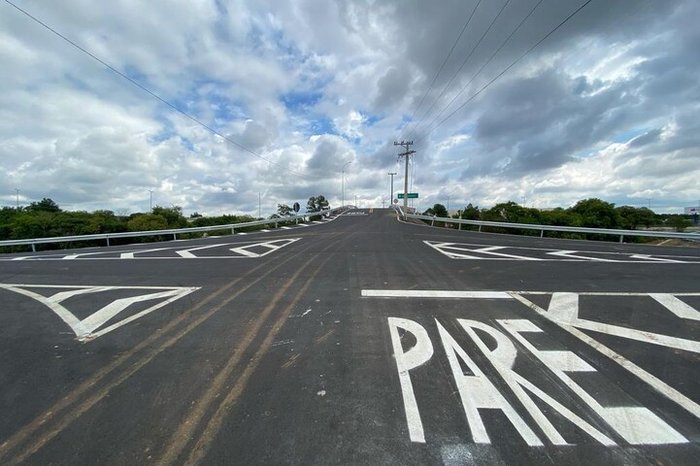 Sinalização na parte nova do acesso, no sentido Porto Alegre/Litoral Norte