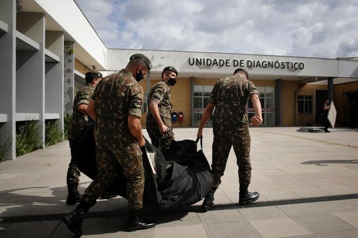 Exército disponibilizará respiradores, camas, monitores, gerador de energia e sistema de ar-condicionado
