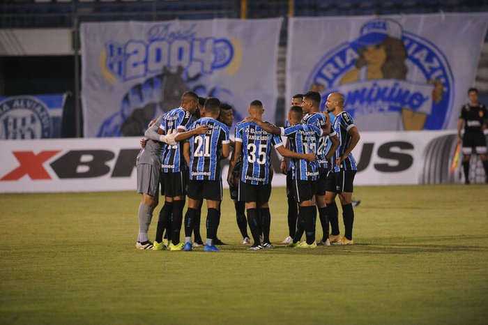 Grêmio inicia negociações para renovar com promessa da equipe; saiba detalhes