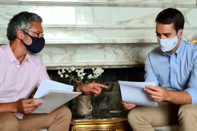 Frederico Antunes e Eduardo Leite<!-- NICAID(14748277) -->