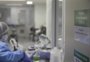 Mudança no perfil da pandemia no RS revela alta circulação do vírus e hospitalizações estáveis