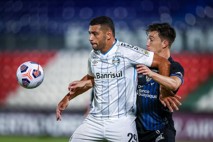 Confira os lances de Independiente Del Valle 2x1 Grêmio