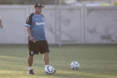 James Freitas, técnico interino do Grêmio que assume no lugar de Felipão<!-- NICAID(11426110) -->