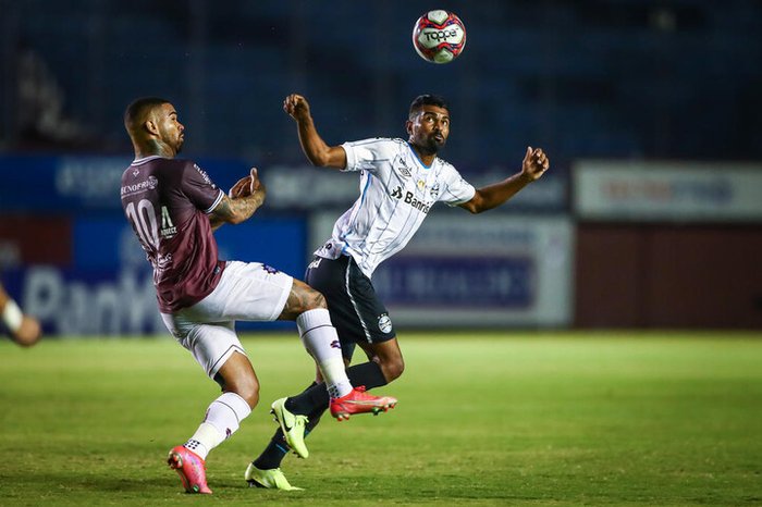 O dia em que o Grêmio disputou três jogos seguidos pelo Gauchão