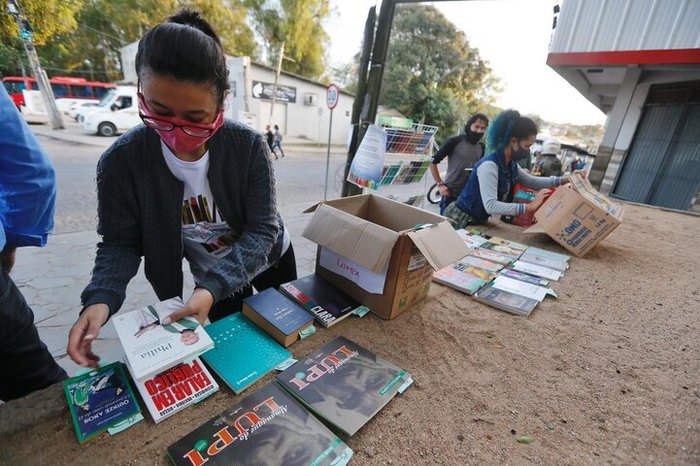 Nas sete edições anteriores do projeto, foi distribuído um total de 7 mil livros
