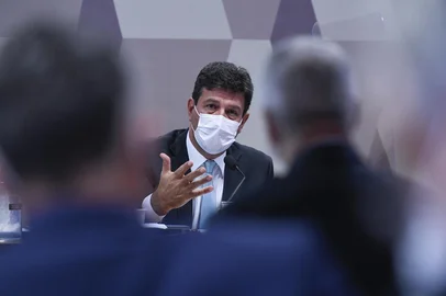 CPIPANDEMIA - Comissão Parlamentar de Inquérito da PandemiaComissão Parlamentar de Inquérito da Pandemia (CPIPANDEMIA) realiza oitiva do ex-ministro de Estado da Saúde.A Comissão Parlamentar de Inquérito investiga ações do governo federal no enfrentamento da pandemia e aplicação de recursos da União transferidos para estados, Distrito Federal e municípios para essa finalidade. A reunião acontece no formato semipresencial por decisão do presidente do Senado Federal.Mesa:ex-ministro de Estado da Saúde, Luiz Henrique Mandetta;presidente da CPIPANDEMIA, senador Omar Aziz (PSD-AM).Foto: Jefferson Rudy/Agência SenadoIndexador: Jefferson RudyFonte: AgÃªncia SenadoFotógrafo: jr<!-- NICAID(14774069) -->