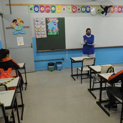 CAXIAS DO SUL, RS, BRASIL (03/05/2021)Volta às aulas na rede Municipal em Caxias do Sul. Escola Fioravante Webber. (Antonio Valiente/Agência RBS)<!-- NICAID(14772488) -->