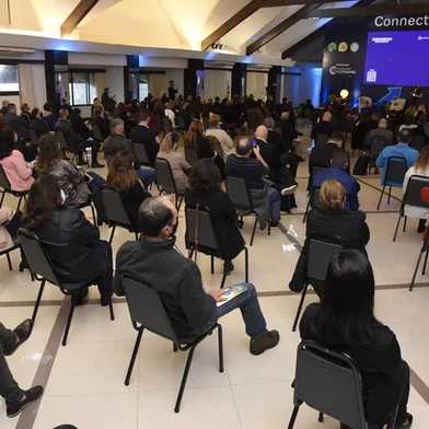 Connection Top Performer promove estratégias de marketing e vendas ao setor do turismo no primeiro dia de imersãoProgramação continua nesta sexta-feira com palestras, workshops de destinos e mentorias com especialistas no Hotel Master GramadoO Festuris Connection Top Performer começou hoje (06) e termina nesta sexta-feira (07) proporcionando uma imersão em vendas com foco no setor do Turismo. O evento acontece em formato híbrido no Hotel Master Gramado e conta com transmissão online para participantes de todo o Brasil. Cerca de 300 pessoas participam presencialmente do evento, que adota protocolos rígidos de biossegurança. <!-- NICAID(14776649) -->