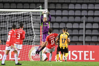 SAN CRISTÓBAL, VENEZUELA - 11.05.2021 - O Inter enfrenta o Deportivo Táchira na Venezuela, pela quarta rodada da fase de grupos da Libertadores da América.<!-- NICAID(14780647) -->