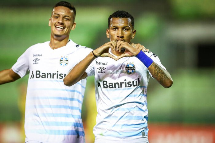 Confira a tabela atualizada do Grupo H da Sul-Americana após a vitória do Grêmio diante do Aragua