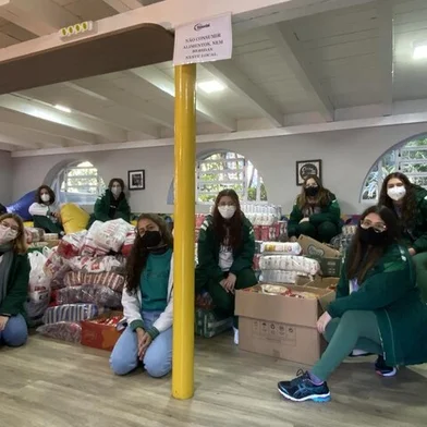 Escola de São Leopoldo faz campanha de arrecadação de alimentos<!-- NICAID(14793942) -->