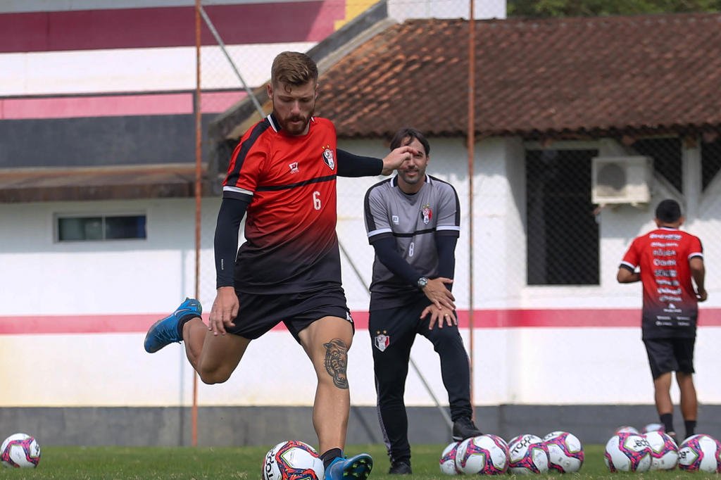 FC Cascavel encara a Inter de Limeira no último jogo do time desta