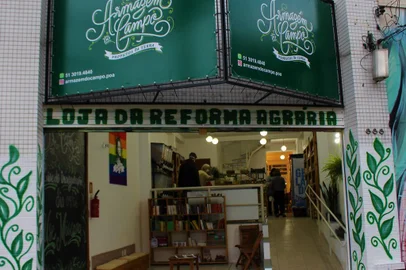 Produtos da reforma agrária serão vendidos no espaço Armazém do Campo, em Porto Alegre<!-- NICAID(14799931) -->