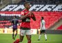 Renato sofre com baixas, mas inicia semana com perspectiva de um Flamengo encorpado contra o Grêmio