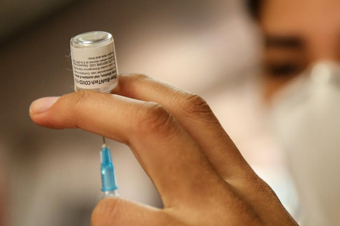 Estudo aponta que vacina da Pfizer produz imunidade de longa duração | GZH
