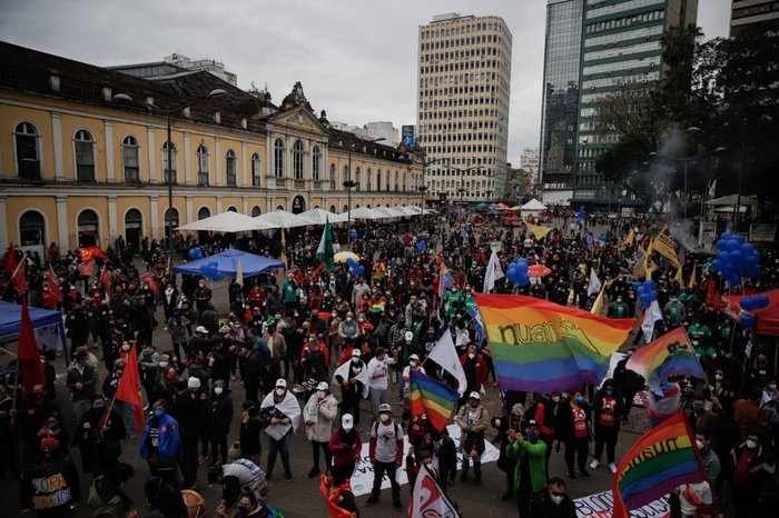 Manifestação no centro de Porto Alegre