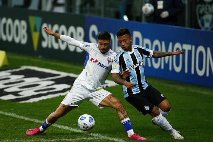 Confira a tabela atualizada do Brasileirão após o empate do Grêmio diante do Fortaleza