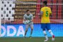 O goleiro Brenno, do Grêmio, em ação no amistoso entre a seleção brasileira olímpica e a Sérvia <!-- NICAID(14804195) -->