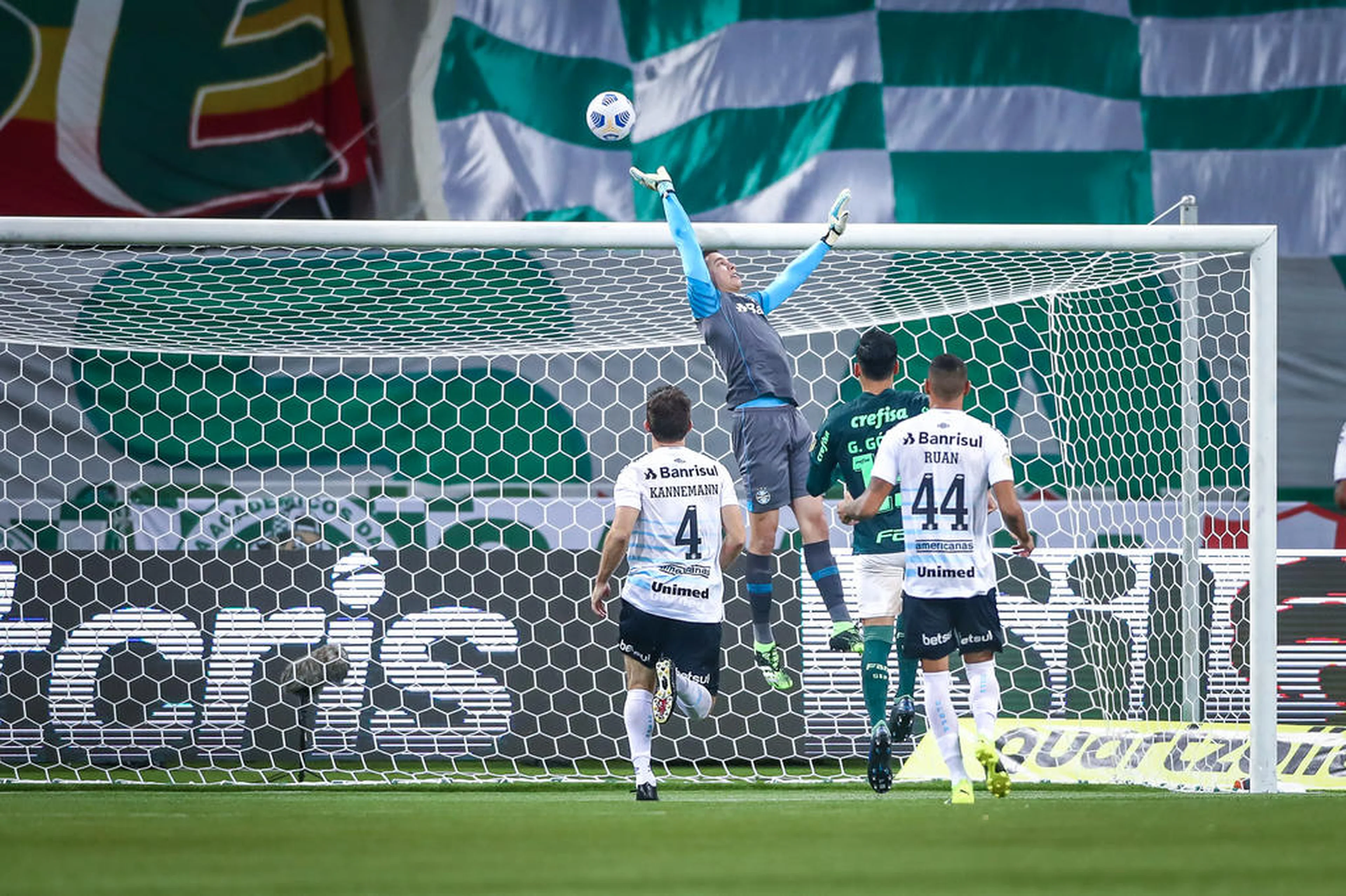 LUCAS UEBEL/Grêmio / Divulgação