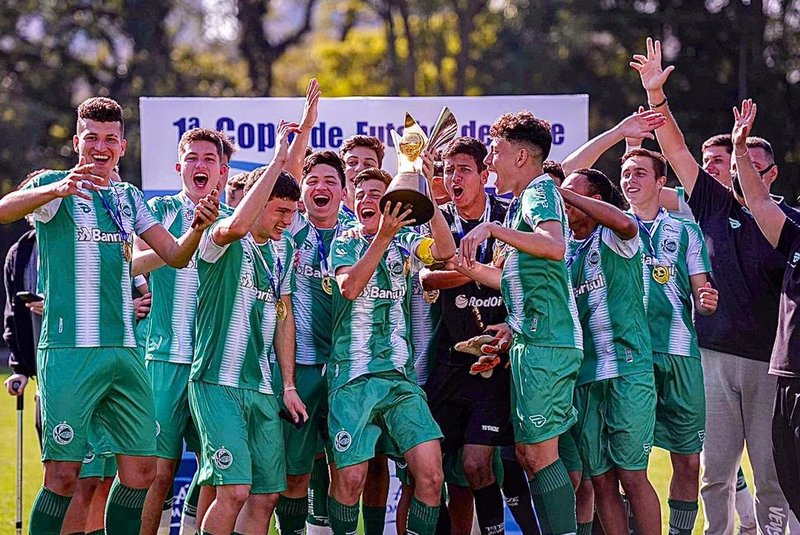 Juventude Sub-17 foi campeão da Copa Água da Pedra<!-- NICAID(14832967) -->