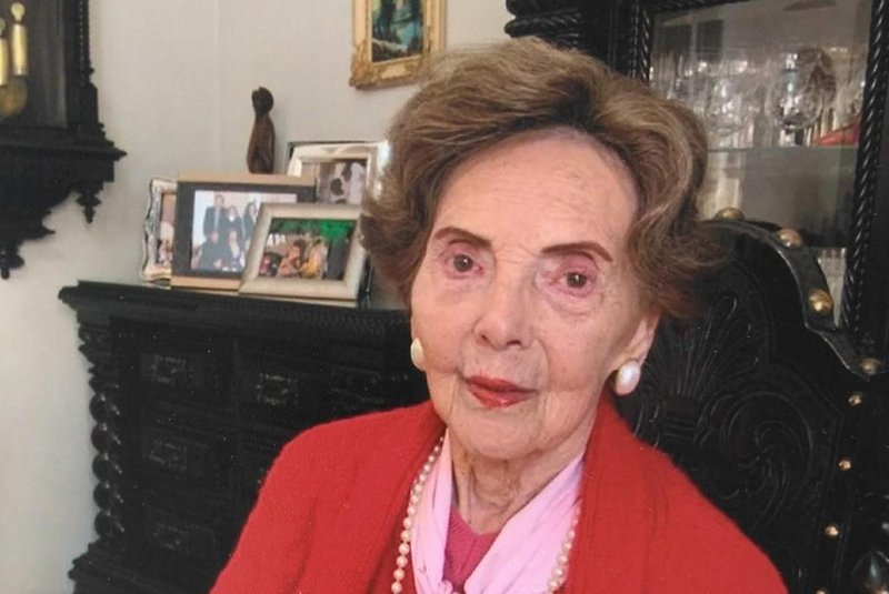 Clary Lazzarotto Michielon, que completou 100 anos em 8 de agosto de 2020.<!-- NICAID(14621076) -->