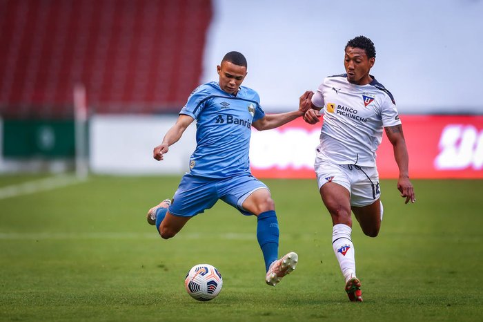 Gremio Bate A Ldu E Larga Em Vantagem Nas Oitavas De Final Da Sul Americana Gzh