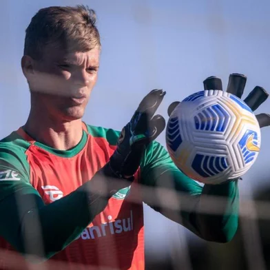 Juventude apresenta o novo goleiro Douglas Friedrich<!-- NICAID(14834864) -->