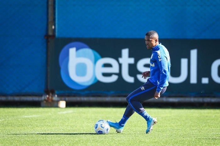 Lucas Uebel / Grêmio,Divulgação Lucas Uebel / Grêmio,Divulgação