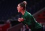 Gaúcha Babi Arenhart brilha e seleção feminina de handebol bate Hungria em Tóquio