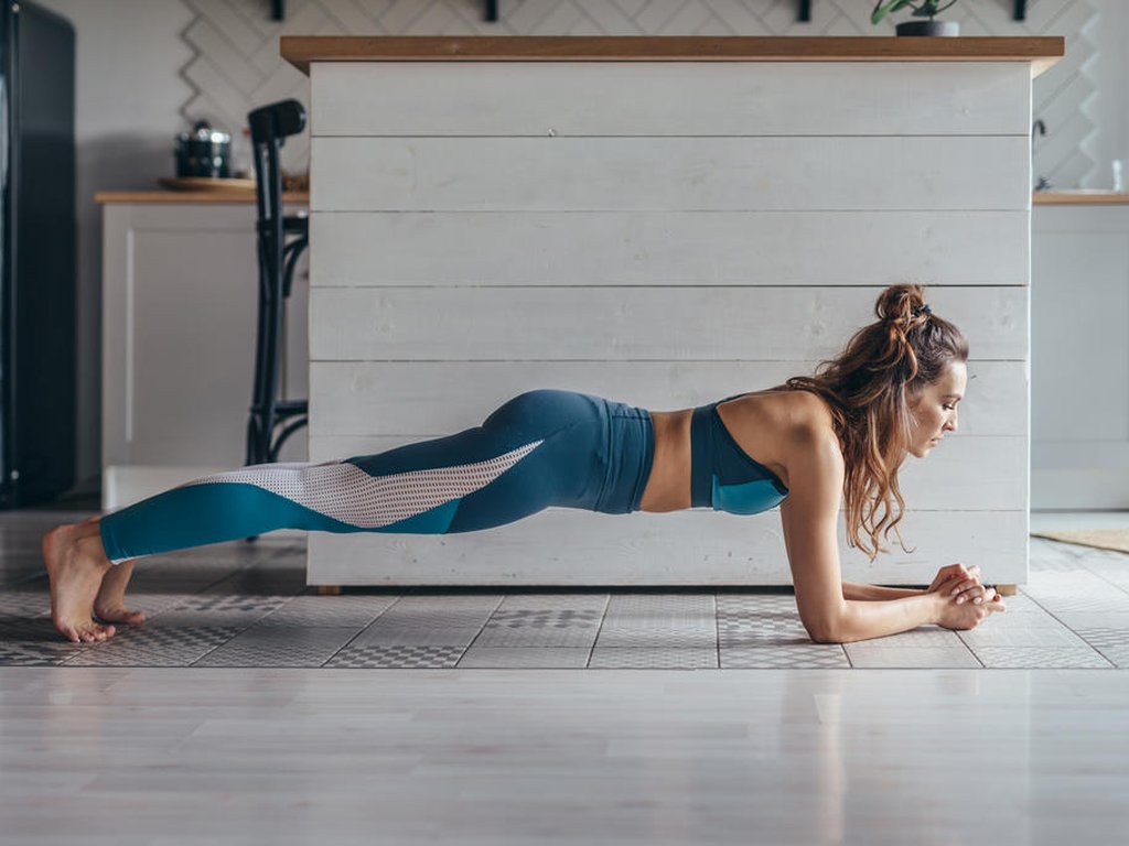 Posso treinar quando estou com dor muscular? Personal trainer responde |  Donna