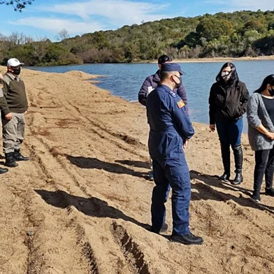 Cinzas de bombeiro que morreu no prédio da SSP são jogadas em balneário de sua cidade natal. Familiares cumpriram pedido que havia sido feito pelo sargento Munhós.<!-- NICAID(14856225) -->