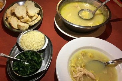 Sopa de Capeletti do Van Gogh<!-- NICAID(12794402) -->