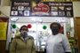 11/08/2021 - PORTO ALEGRE, RS - A sorveteria Beijo Frio, localizada no Mercado Público de Porto Alegre. Na imagem, Vera Lucia Garcia Valério e Iara Fátima Rufino. FOTO: Félix Zucco / Agência RBS<!-- NICAID(14859671) -->