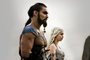 Khal_Drogo e Daenerys na série Game of Thrones. Jason Momoa e Emilia Clarke<!-- NICAID(8297503) -->