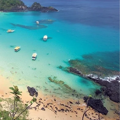 Baía do Sancho, em Fernando de Noronha