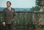 Fãs apontam que ator escalado para "The Crown" não se parece com o príncipe Charles