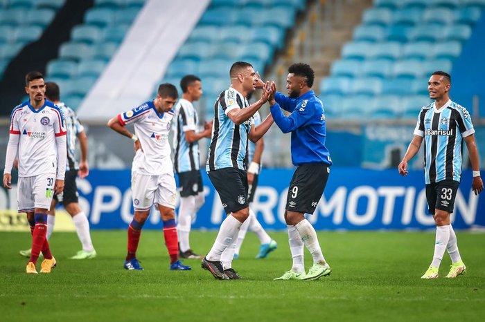 Grêmio tem dois centroavantes que decidem