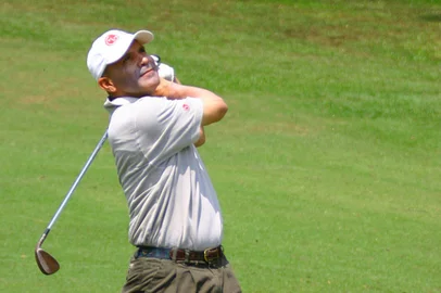 Luiz Antônio Martins Machado, professor de golf no Canadá<!-- NICAID(14873971) -->