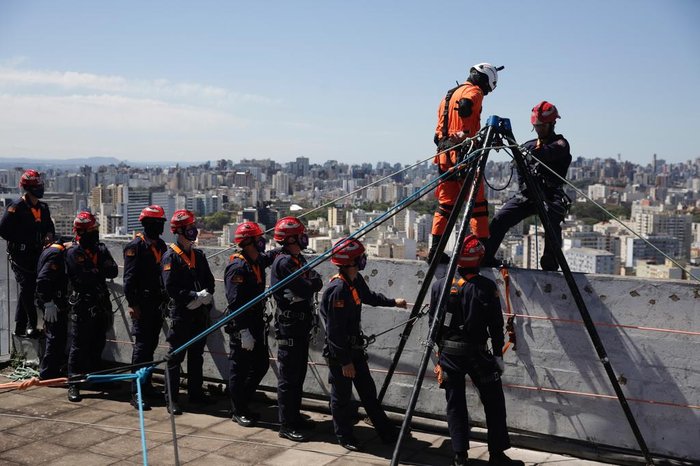 Treinamento inclui orientações de como identificar pontos estruturais em edificações