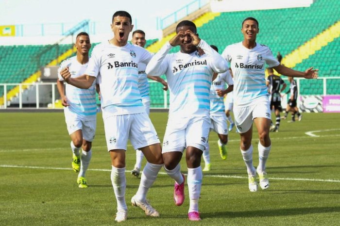 Grêmio goleia o Figueirense e avança à semifinal do Brasileirão de Aspirantes