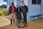 Aos 87 anos, dona Tonica juntou lacres de latinhas para doar cadeira de rodas ao posto de saúde de Capão Bonito do Sul<!-- NICAID(14898363) -->