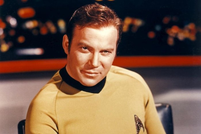 William Shatner, o capitão Kirk de “Star Trek”, viajará ao espaço com Jeff Bezos | GZH