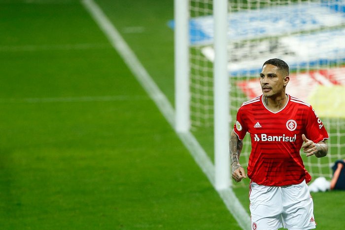 Inter anuncia rescisão de Paolo Guerrero que sai sem deixar saudades