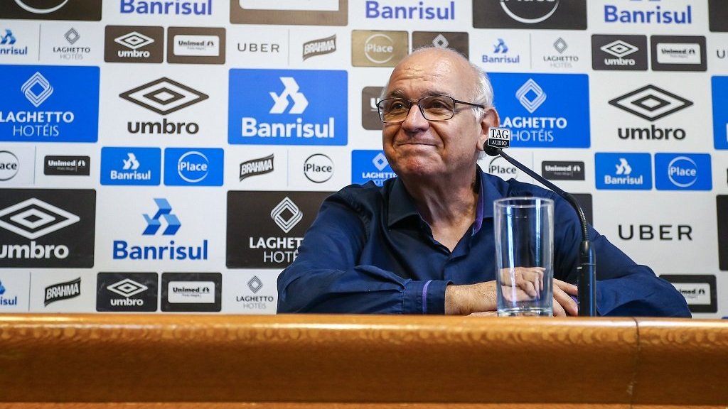 Bolzan revela conversa com Roger Machado e cobra reação imediata do time na Série B