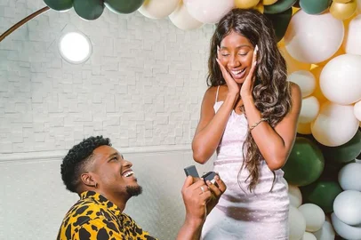 Ex-BBB Camilla de Lucas é pedida em casamento<!-- NICAID(14918137) -->