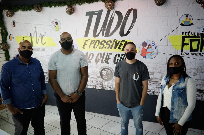 Michel, Maylon, Vini e Juliana, a equipe da Form