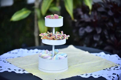 Faça você mesma - porta-doces, por Maysa Bonissoni<!-- NICAID(14918048) -->