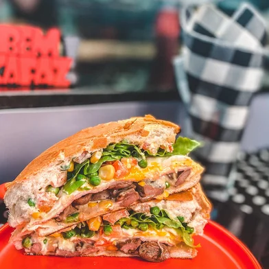 lanche, xis, comida gaucha, rio grande do sul, porto alegre, destemperados na tv, receita<!-- NICAID(14919777) -->