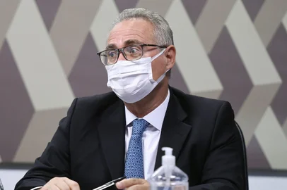 Renan Calheiros diz que Bolsonaro com certeza será indiciado pela CPI da Covid<!-- NICAID(14906671) -->